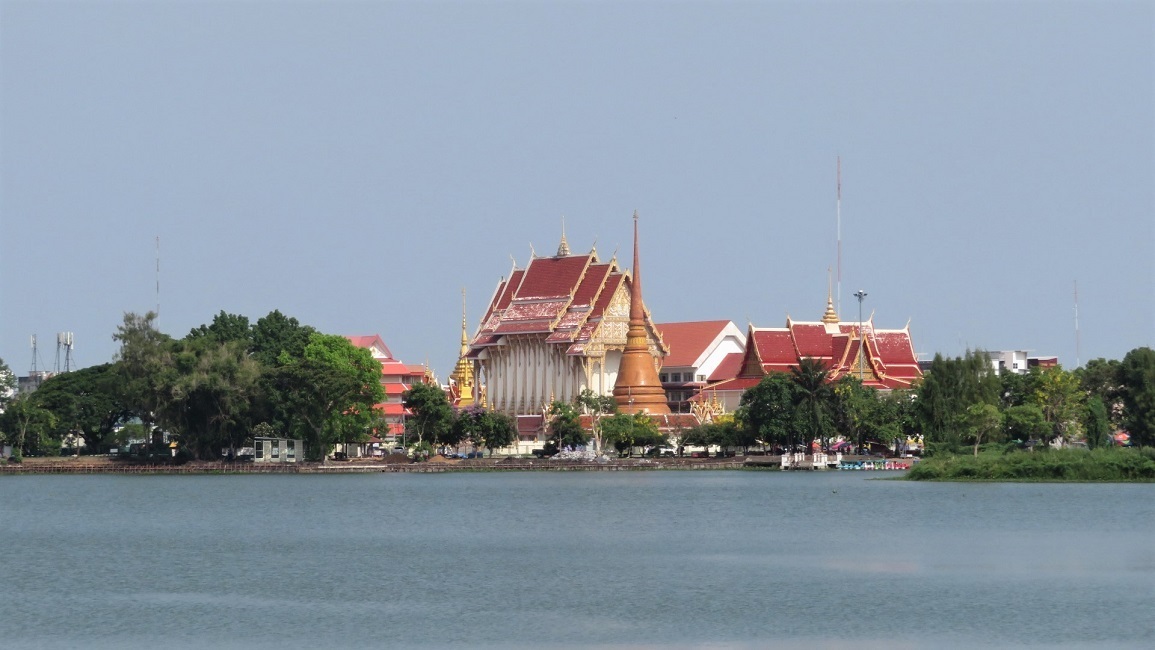 วัดธาตุ บึงแก่นนคร ในเมือง ขอนแก่น พระอารามหลวง