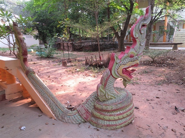 วัดศรีธาตุ บึงแก่นนคร ขอนแก่น ประวัติ