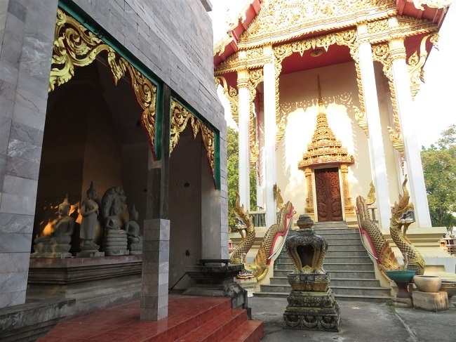 วัดศรีธาตุ บึงแก่นนคร ขอนแก่น ประวัติ