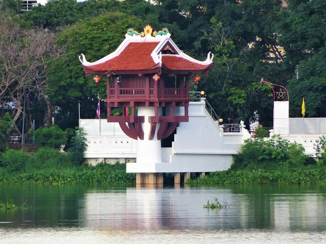 วัดเสาเดียว บึงแก่นนคร ขอนแก่น สถานที่ท่องเที่ยว ริมบึงแก่นนคร สถานที่ท่องเที่ยวในเมืองขอนแก่น