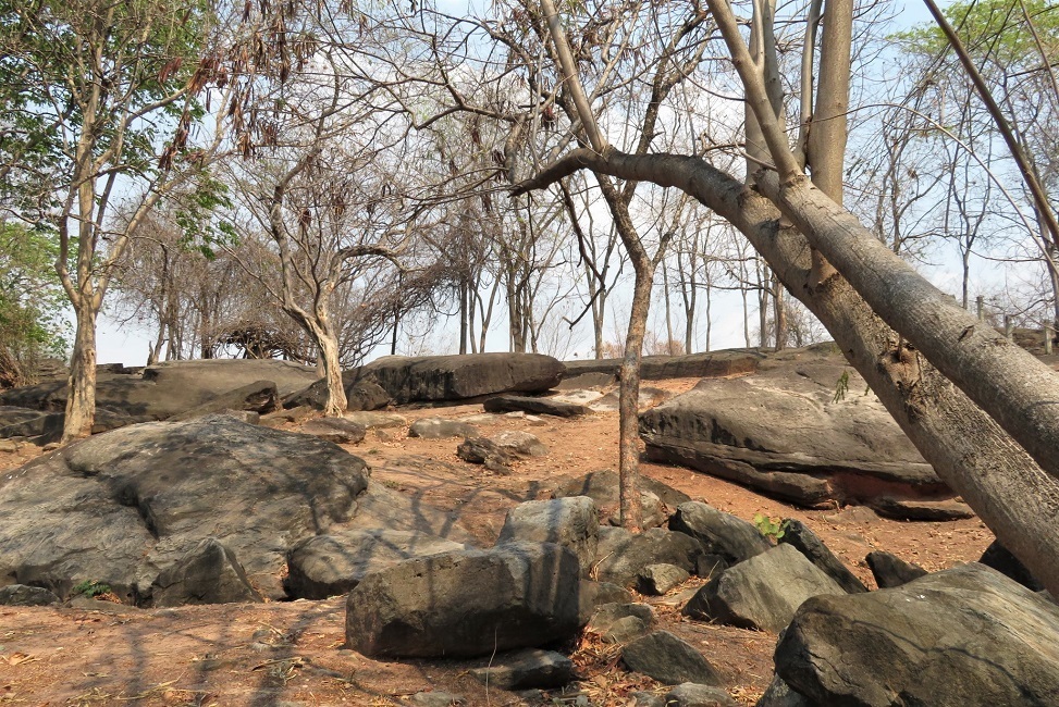 แหล่งหินตัด แหล่งตัดหิน สีคิ้ว Sikhu Sandstone Historical Quarry