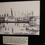 ภาพชีวิตชาวเมืองในสมัยอดีต เรือนี้เป็นเรือขนส่งจดหมายหลายหมื่นฉบับเลยทีเดียว พิพิธภัณฑ์ท้องถิ่น อเมริกา พีวอคี วิสคอนซิน